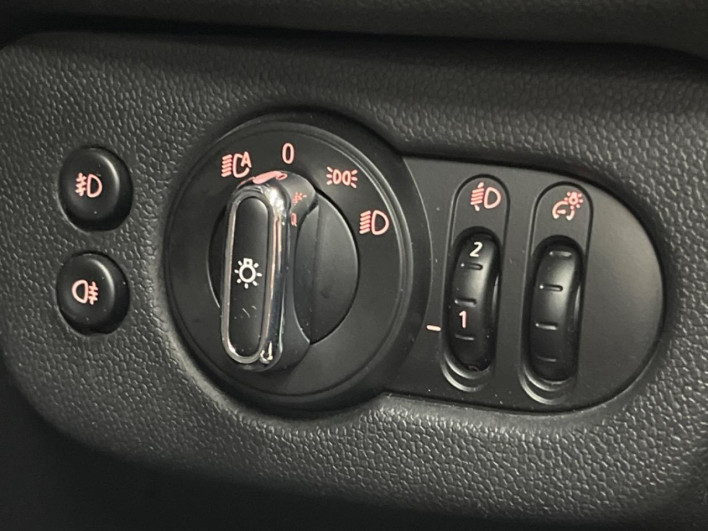 2020 Rover Mini 3DA-BB20M (UW-6a3b4bc1813e9)[26]