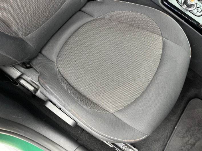 2020 Rover Mini 3BA-LV15M (UW-6a3b4bc297c99)[28]