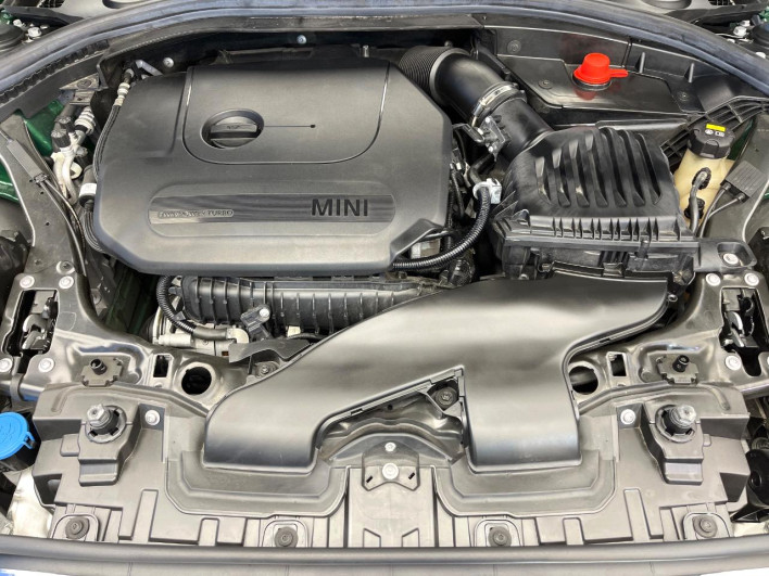 2020 Rover Mini 3BA-LV15M (UW-6a3b4bc297c99)[12]
