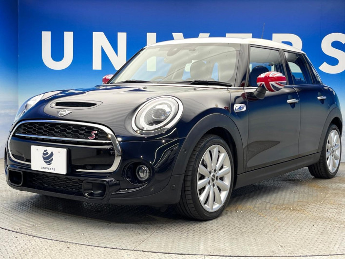 2020 Rover Mini 3DA-XV20MW (UW-6a3b4bc58b674)[12]