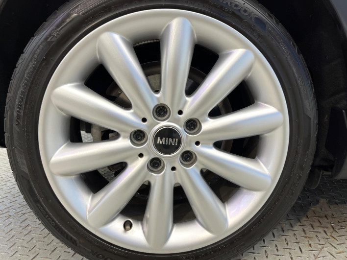 2020 Rover Mini 3DA-XV20MW (UW-6a3b4bc58b674)[21]