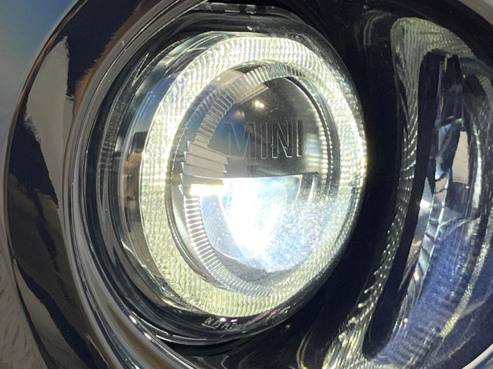 2020 Rover Mini 3DA-XV20MW (UW-6a3b4bc58b674)[6]
