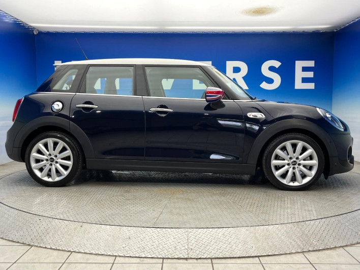 2020 Rover Mini 3DA-XV20MW (UW-6a3b4bc58b674)[15]