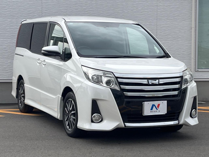 2014 Toyota Noah DBA-ZRR80W (UW-6a3b4bd0da7d5)[18]