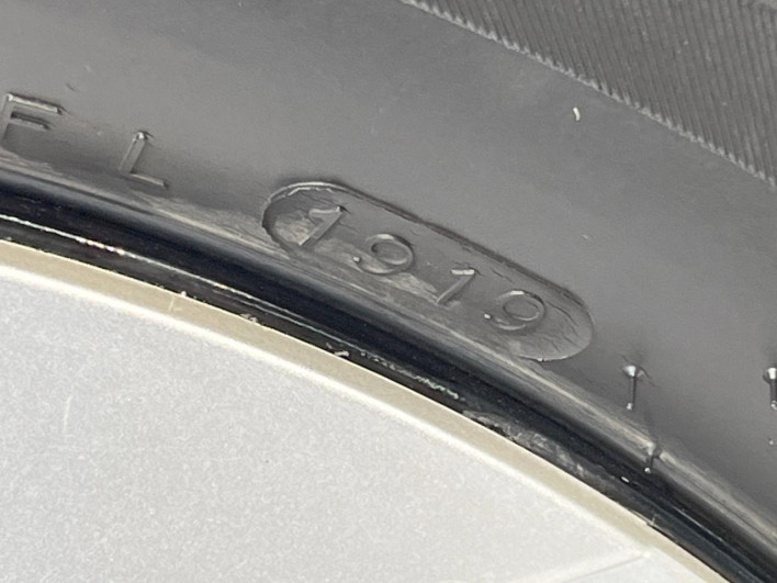 2013 Toyota Prius DAA-ZVW30 (UW-6a3b4be65dbe2)[7]