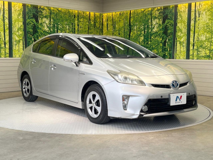 2013 Toyota Prius DAA-ZVW30 (UW-6a3b4be65dbe2)[15]