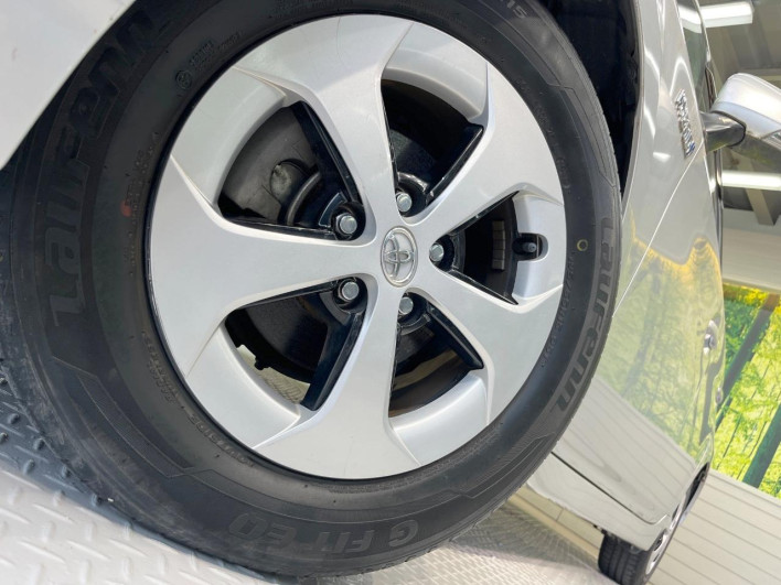 2013 Toyota Prius DAA-ZVW30 (UW-6a3b4be65dbe2)[6]