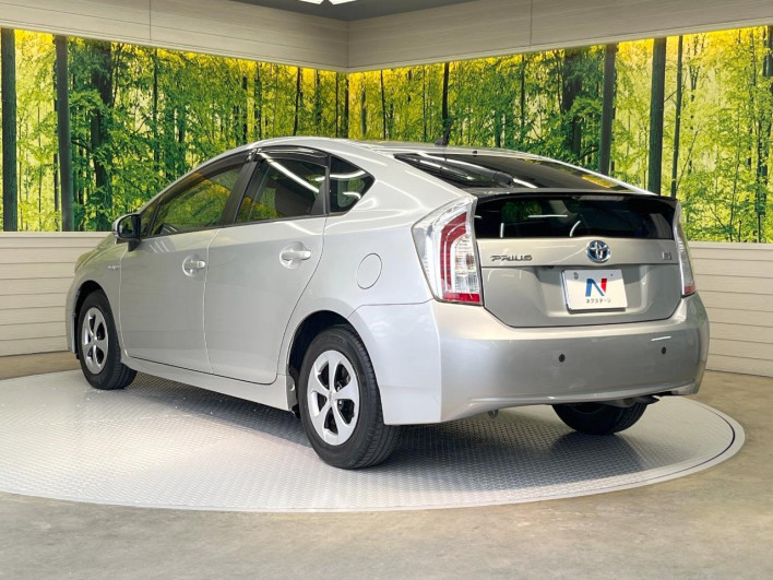 2013 Toyota Prius DAA-ZVW30 (UW-6a3b4be65dbe2)[19]