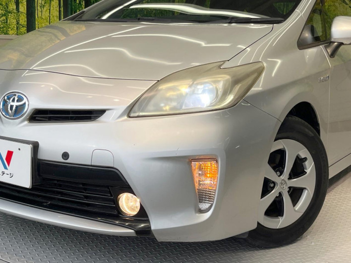 2013 Toyota Prius DAA-ZVW30 (UW-6a3b4be65dbe2)[12]