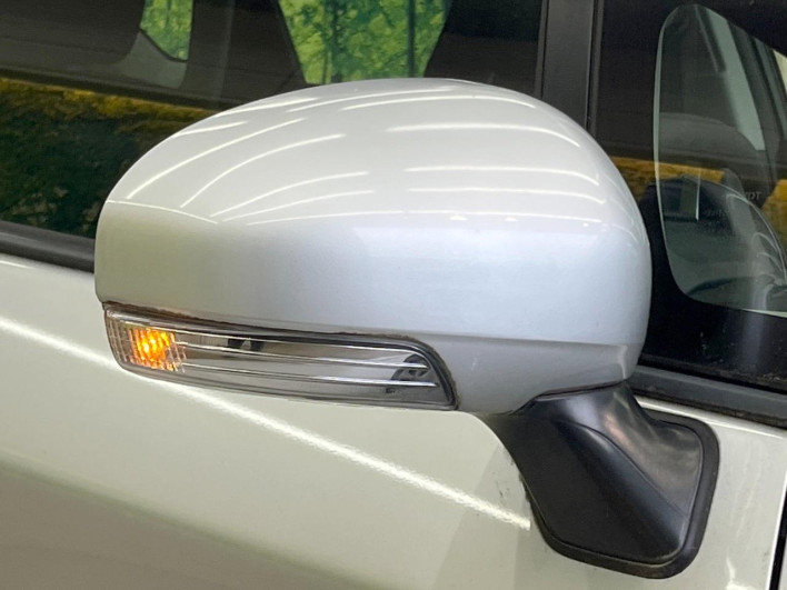 2013 Toyota Prius DAA-ZVW30 (UW-6a3b4be65dbe2)[10]