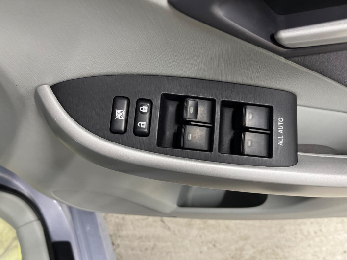2009 Toyota Prius DAA-ZVW30 (UW-6a3b4be6ae680)[14]