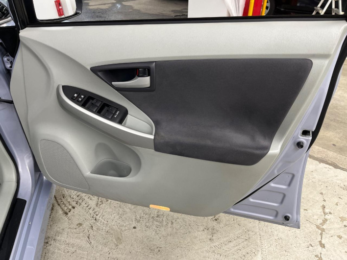 2009 Toyota Prius DAA-ZVW30 (UW-6a3b4be6ae680)[24]