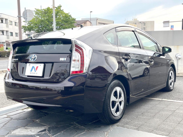 2014 Toyota Prius DAA-ZVW30 (UW-6a3b4be806bce)[25]