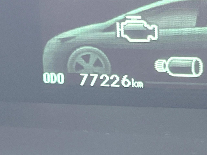 2014 Toyota Prius DAA-ZVW30 (UW-6a3b4be806bce)[2]