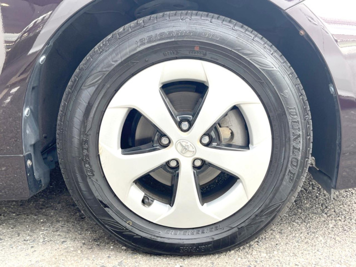 2014 Toyota Prius DAA-ZVW30 (UW-6a3b4be806bce)[29]