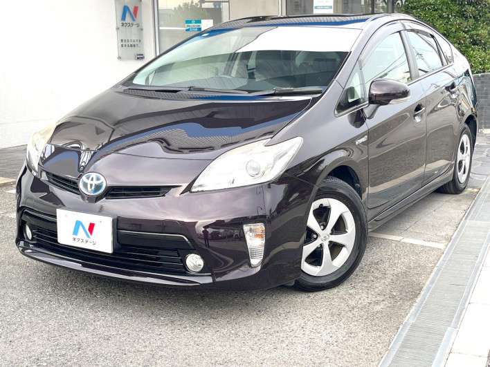 2014 Toyota Prius DAA-ZVW30 (UW-6a3b4be806bce)[0]