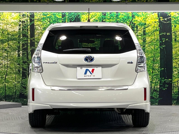 2013 Toyota Prius α DAA-ZVW40W (UW-6a3b4be855633)[10]