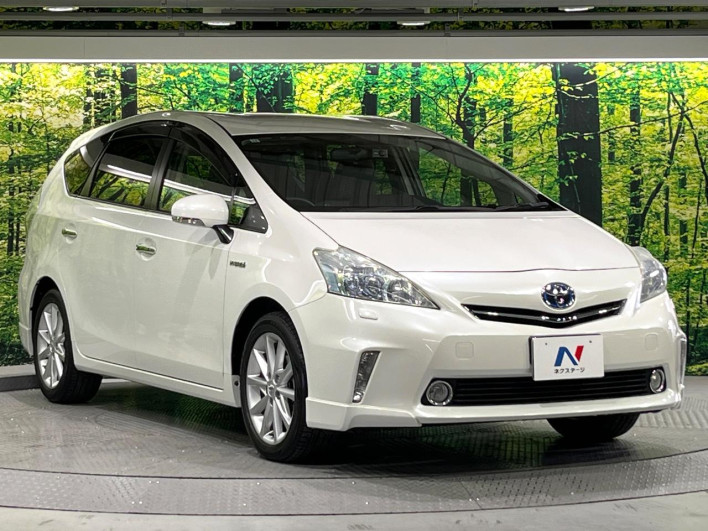 2013 Toyota Prius α DAA-ZVW40W (UW-6a3b4be855633)[7]
