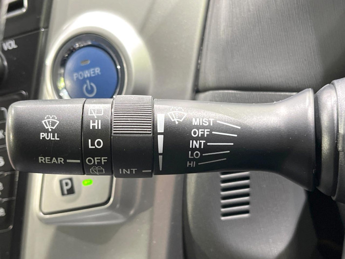 2011 Toyota Prius α DAA-ZVW41W (UW-6a3b4be8ea7a0)[21]