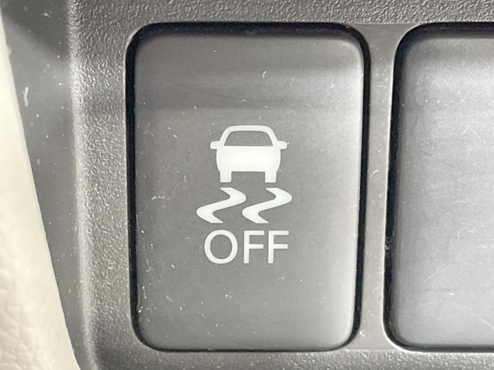 2014 Mitsubishi eK Space DBA-B11A (UW-6a3c9b12d62dc)[29]