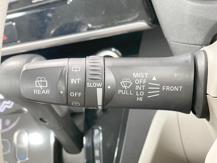 2014 Mitsubishi eK Space DBA-B11A (UW-6a3c9b12d62dc)[22]