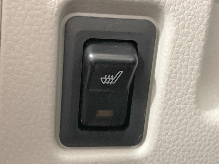 2014 Mitsubishi eK Space DBA-B11A (UW-6a3c9b12d62dc)[25]