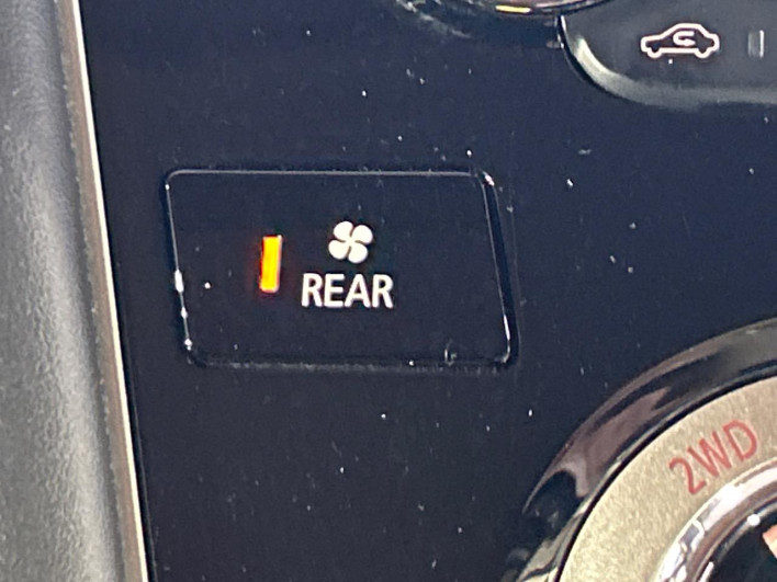 2022 Mitsubishi Delica D:5 3DA-CV1W (UW-6a3c9b34d21a0)[24]