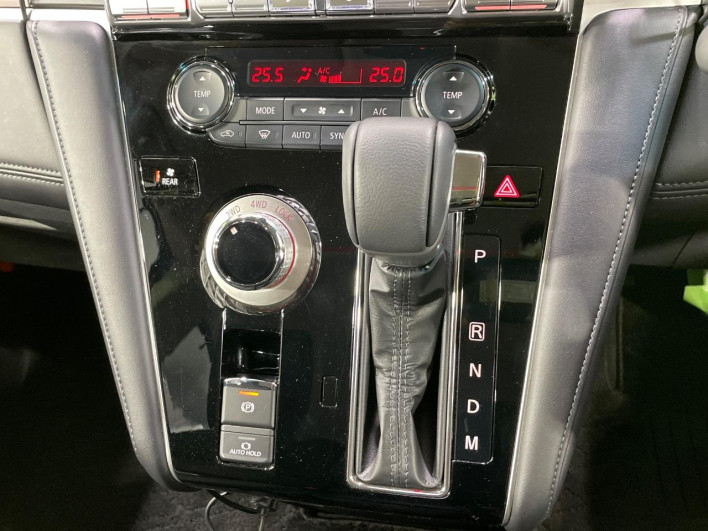 2023 Mitsubishi Delica D:5 3DA-CV1W (UW-6a3c9b351a629)[5]
