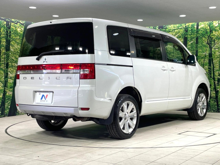 2012 Mitsubishi Delica D:5 DBA-CV5W (UW-6a3c9b37e6743)[24]