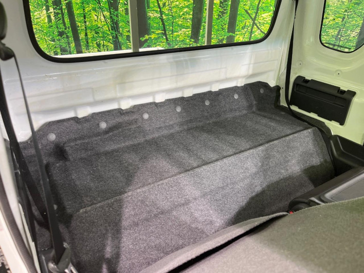 2019 Suzuki Super Carry EBD-DA16T (UW-6a3c9b385bcf9)[12]