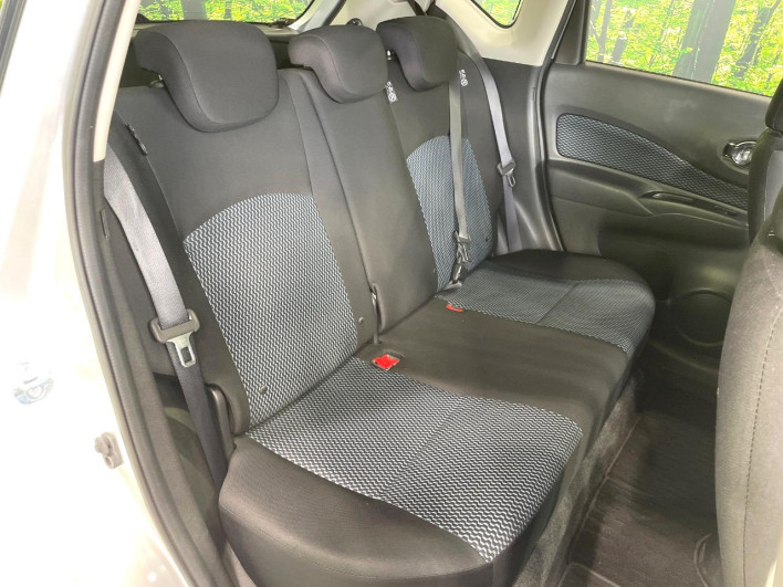 2015 Nissan Note DBA-E12 (UW-6a3c9b43790ff)[13]