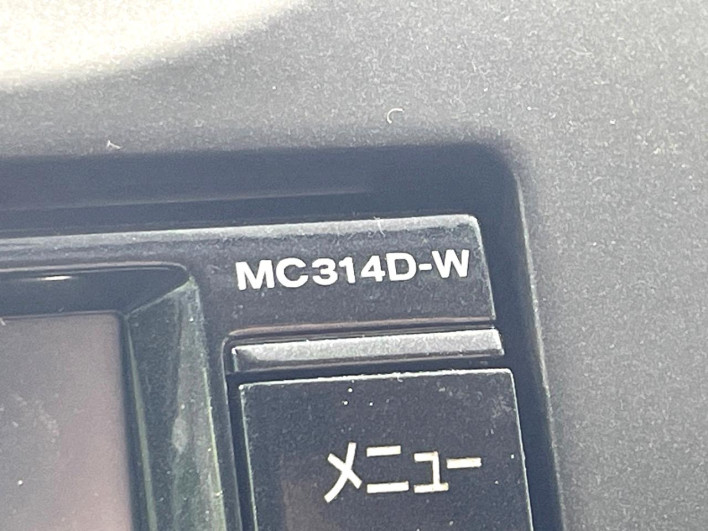 2015 Nissan Note DBA-E12 (UW-6a3c9b43790ff)[18]