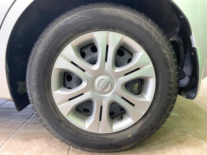 2015 Nissan Note DBA-E12 (UW-6a3c9b43790ff)[10]