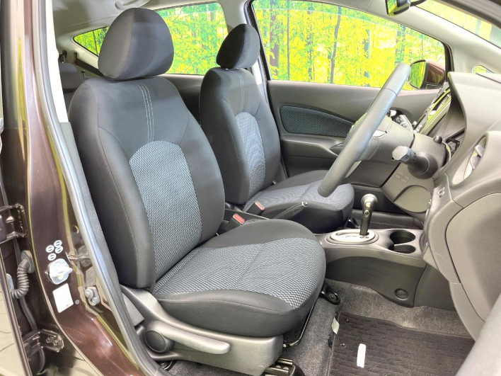 2015 Nissan Note DBA-E12 (UW-6a3c9b43e8068)[14]