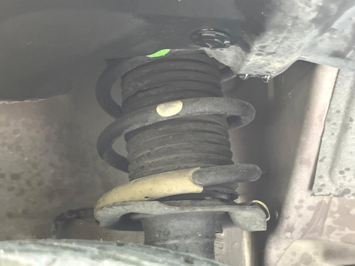 2015 Nissan Note DBA-E12 (UW-6a3c9b4404128)[11]