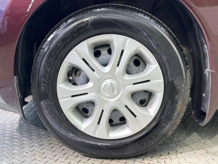 2015 Nissan Note DBA-E12 (UW-6a3c9b4404128)[22]
