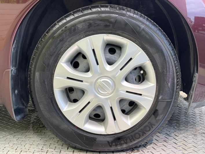 2015 Nissan Note DBA-E12 (UW-6a3c9b4404128)[16]