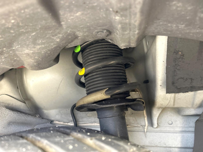 2017 Nissan Note DBA-E12 (UW-6a3c9b45e1141)[20]
