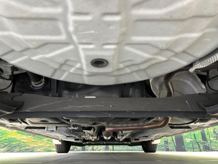 2017 Nissan Note DBA-E12 (UW-6a3c9b45e1141)[23]