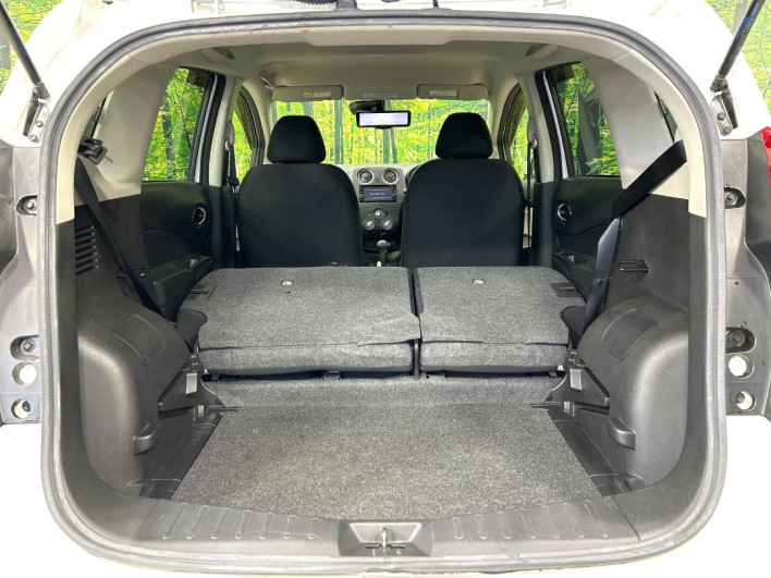 2017 Nissan Note DBA-E12 (UW-6a3c9b45e1141)[25]