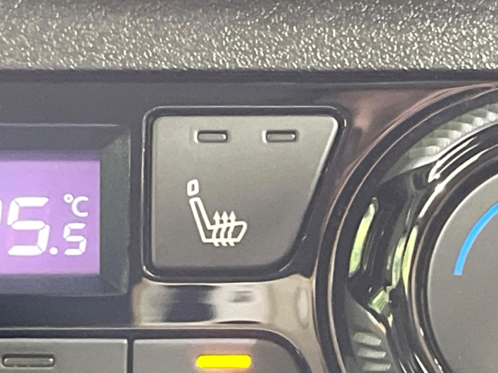 2021 Nissan Note 6AA-E13 (UW-6a3c9b48a2e52)[21]