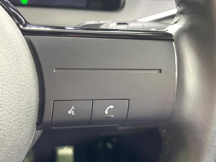 2021 Nissan Note 6AA-E13 (UW-6a3c9b48a2e52)[15]