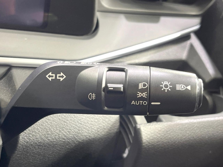 2021 Nissan Note 6AA-E13 (UW-6a3c9b48a2e52)[17]