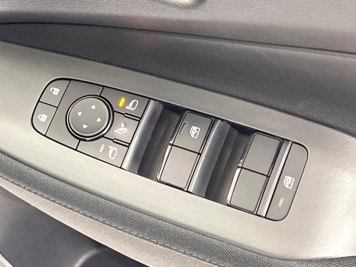 2021 Nissan Note 6AA-E13 (UW-6a3c9b48a2e52)[7]