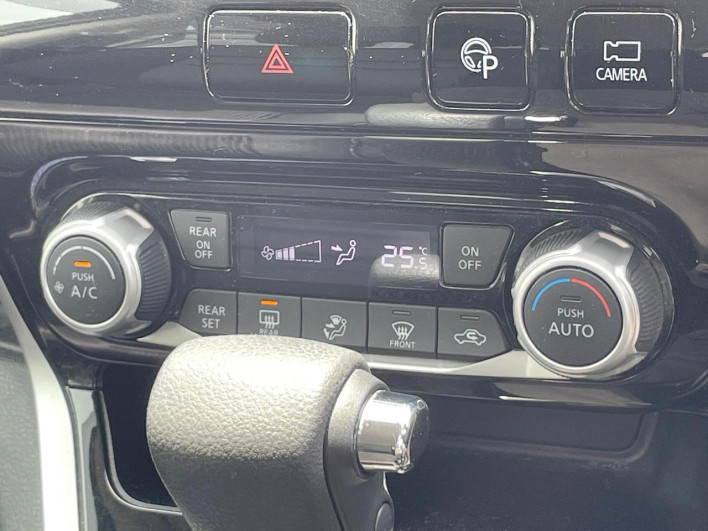 2017 Nissan Serena DAA-GFC27 (UW-6a3c9b5fa45e9)[29]