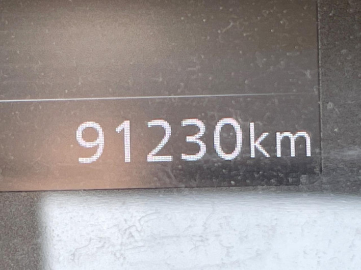 2017 Nissan Serena DAA-GFC27 (UW-6a3c9b5fa45e9)[2]