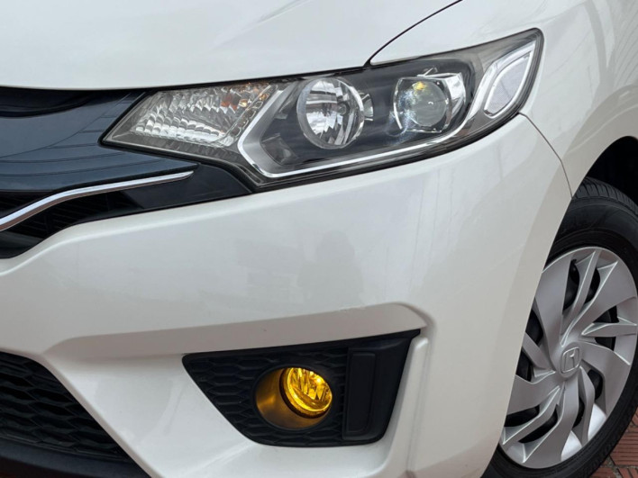 2014 Honda Fit DBA-GK3 (UW-6a3c9b68bf133)[9]