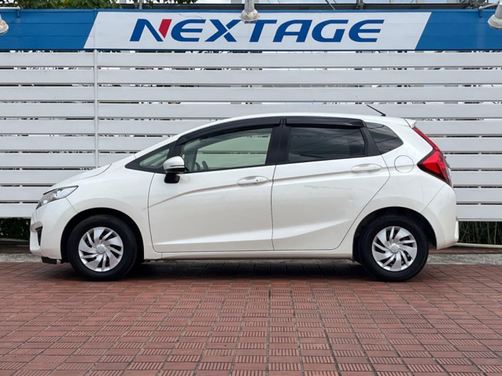2014 Honda Fit DBA-GK3 (UW-6a3c9b68bf133)[20]