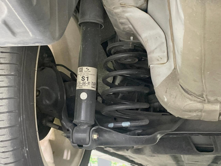 2015 Honda SHUTTLE DAA-GP7 (UW-6a3c9b6de0545)[13]