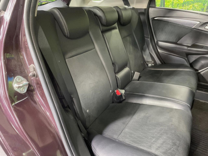 2015 Honda SHUTTLE DAA-GP7 (UW-6a3c9b6de0545)[21]